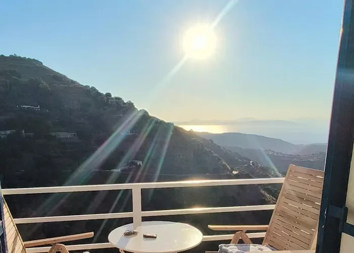 Aggelos & Melina - Enjoy Sunset From Melina Apartment Ioulis