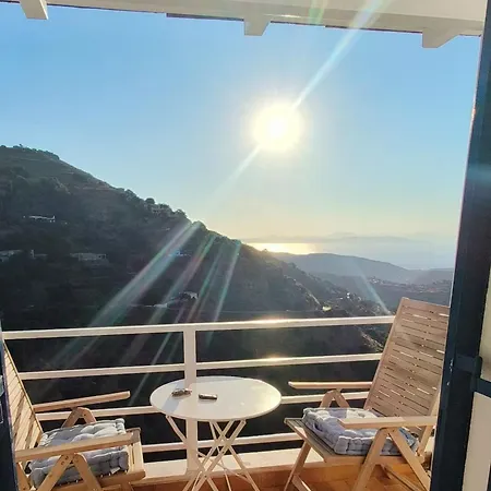 Enjoy Sunset From A Wonderful Traditional Studio-melina Apartment Ioulis