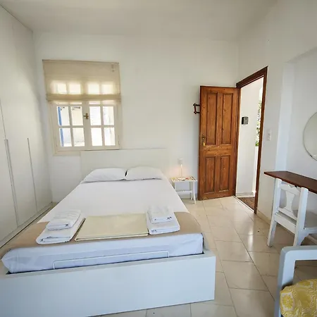 Aggelos & Melina - Enjoy Sunset From Melina Ioulis